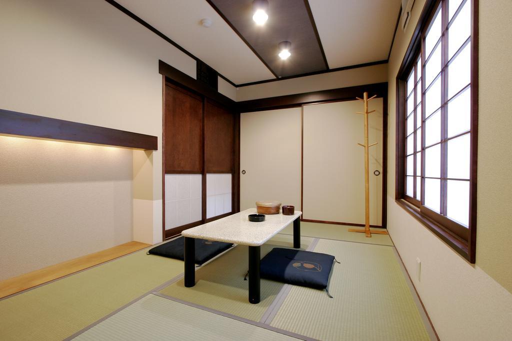 Henmi Ryokan Hakodate Phòng bức ảnh